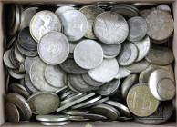 LOTS
Sammlungen allgemein
Ca. 7 Kilo Silbermünzen und Silbermedaillen aus aller Welt. 18. bis 20. Jh. Auch Taler enthalten. Fundgrube, besichtigen. ...