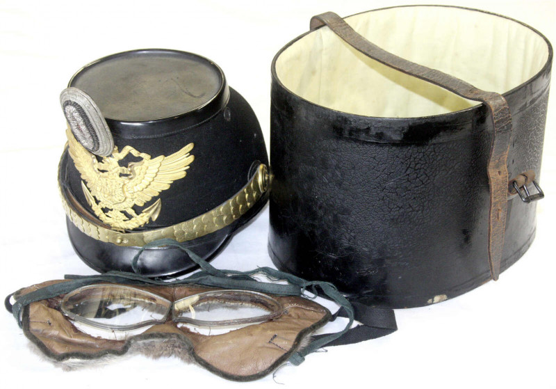 Militaria
Uniformen und Uniformteile
Offiziers-Tschako des kaiserlichen Seebat...