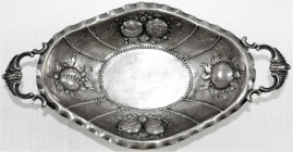 Varia
Silber
Hanauer Obstschale um 1890, Hersteller Neresheimer, gefertigt im "Antik-Stil", daher noch 13-lötig gepunzt (= 875/1000, außerhalb von H...