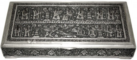 Varia
Silber
Iran
Zigarrendose, Silber 800, 1960er Jahre. Altpersische Darstellungen. 3 Meister-Punzen aus Isfahan oder Teheran. 182 X 93 X 31 mm; ...
