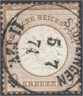 Briefmarken
Deutschland
Deutsches Reich
9 Kreuzer großer Brustschild 1872, klare Abstempelung, Farbe ,,a". Fotobefund Krug BPP >Die Marke mit leich...
