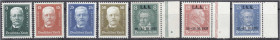 Briefmarken
Deutschland
Deutsches Reich
Deutsche Nothilfe und IAA 1927, zwei komplette Sätze in postfrischer Luxuserhaltung, Nr. 405 bis 409 geprüf...