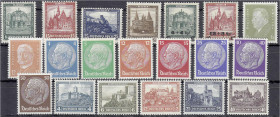 Briefmarken
Deutschland
Deutsches Reich
Deutsche Nothilfe 1931 und Jahrgang 1932, komplette Zusammenstellung ab Nr. 459 bis Nr. 478, postfrische Er...