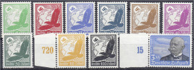 Briefmarken
Deutschland
Deutsches Reich
5 Pf. - 3 M Flugpost 1934, bis auf Nr. 538 y kompletter Satz in postfrischer Kabinetterhaltung, waagerechte...