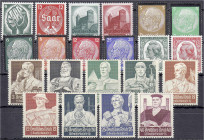 Briefmarken
Deutschland
Deutsches Reich
Saarabstimmung, Reichsparteitag, Hindenburg, Schiller und Berufsstände 1934, postfrische Zusammenstellung, ...