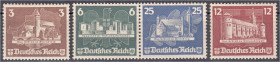 Briefmarken
Deutschland
Deutsches Reich
3 Pf. - 25 Pf. Ostropa 1935, kompletter Satz in postfrischer Kabinetterhaltung. ** Michel 576-579.