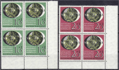 Briefmarken
Deutschland
Bundesrepublik Deutschland
10 Pf. + 20 Pf. NBA 1951, postfrischer Viererblock-Satz aus der rechten unteren Bogenecke, 20 Pf...