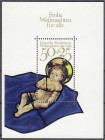 Briefmarken
Deutschland
Bundesrepublik Deutschland
Weihnachtsblock 1978, postfrische Luxuserhaltung, Übergröße 70x93 mm statt 65x93 mm. Mi. 350,-€....