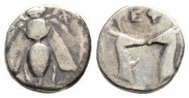 Greek 
IONIA. Ephesos. (Circa 390-325 BC).
Diobol Silver (9.7mm 0.95g)
EΦ. Bee. / EΦ. Confronted heads of stags.
SNG Kayhan I 208ff; SNG von Aulock 18...