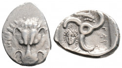 Greek
Dynasts of Lykia, Perikles. (Circa 380-360 BC).
1/3 Stater silver (17.9mm 3.06g)
Facing lion's scalp / Triskeles, Lykian legend around; dolphin ...