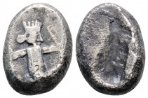 Greek
Achaemenid Empire, Xerxes II to Artaxerxes II, (420 - 375 BC) , Sardes Mint, 
Siglos Silver (16.6mm 5.30g)
Persian king or hero wearing kidaris ...