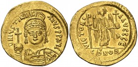 Justiniano I (527-565). Constantinopla. Sólido. (Ratto 454) (S. 140). 4,26 g. Rayitas. MBC+.