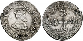 1552. Carlos I. Messina. 3 taris. (Vti. 204) (MIR 288). 8,66 g. Escasa. MBC.