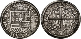 1589. Felipe II. Segovia. 8 reales. (Cal. 203). 24,72 g. Acueducto de tres arcos. Sirvió como joya. Rara. (BC+).
