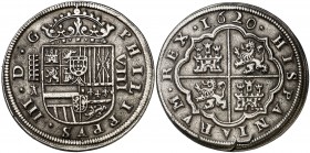 1620. Felipe III. Segovia. . 8 reales. (Cal. 165). 28,14 g. Acueducto de cinco arcos y dos pisos. Tres flores de lis no alineadas en el escudo de Borg...