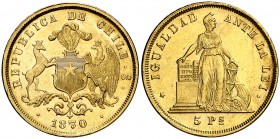 1870/60. Chile. (Santiago). 5 pesos. (Fr. 46) (Kr. 144 var). 7,64 g. AU. Leves marquitas. Bela. Brillo original. Rara así. S/C-.