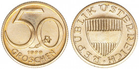 Verkehrsmünzen
2. Republik ab 1945. 50 Groschen, 1999. Auflage 50.000 nur im Set ausgegeben
Wien
2,96g
ANK 18
handgehoben