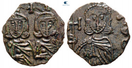 Constantine V Copronymus, with Leo IV and Leo III AD 741-775. Syracuse . Follis Æ
