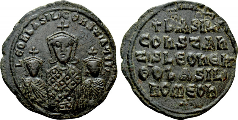 BASIL I THE MACEDONIAN, with LEO VI and CONSTANTINE (867-886). Follis. Constanti...