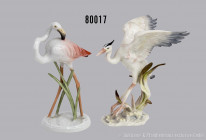 Konv. Porzellan Tierfiguren, dabei Rosenthal Flamigo, Modellnummer 1522, mit hohen Gräsern stehender Flamingo, Glasurbemalung, Künstler F. Heidenreich...