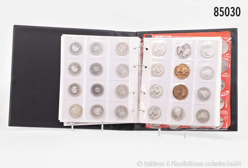 Kleiner Sammler-Nachlass: 1 Münzalbum Verschiedenes, dabei 3 x Silberadler 5 DM,...
