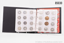 Kleiner Sammler-Nachlass: 1 Münzalbum Verschiedenes, dabei 3 x Silberadler 5 DM, 2-Euro-Sondermünzen BRD, 21 x 10-DM-Silbergedenkmünzen, diverse moder...