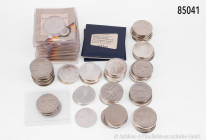 BRD, Sammlung 5-DM-Gedenkmünzen, aus Sammler-Nachlass, über 90 Münzen, aus Abo-Bezug, dabei etliche Dubletten, gemischter Zustand, teilweise original ...