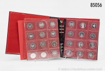 Aus Sammler-Nachlass: BRD, 1 Album mit über 200 Münzen, davon über 90 Zehn-DM-Gedenkmünzen, 5 x 2 DM 1951 Ähren, etc., gemischter Zustand, viele 10-DM...