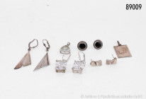 Silberschmuck-Konv., dabei verschiedene Ohrgehänge und Anhänger, 925er Silber gestempelt, gemischter Zustand, Fundgrube, bitte besichtigen, Gesamtgewi...