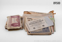 Umfangreiches Banknoten-Konv., dabei Deutsches Reich, Reichsbanknoten und Notgeld, etwas Ausland, gemischter Zustand, Fundgrube, bitte besichtigen