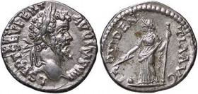 ROMANE IMPERIALI - Settimio Severo (193-211) - Denario C. 592; RIC 92a (AG g. 3,08)
SPL