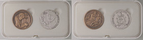 MEDAGLIE - PAPALI - Francesco (2013) - Dittico 2016 - Canonizzazione di Madre Teresa di Calcutta AG-AE Ø 35 In confezione
In confezione
FDC