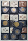 LOTTI - Estere FRANCIA - Lotto di 11 medaglie anni '80 placcate oro, 11 in astuccio
FDC