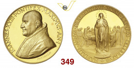 ROMA GIOVANNI XXIII (1958-1963) Medaglia "centenario delle apparizioni di Lourdes" (1959) I Modesti 68 Au g 71,1 mm 49 • Coniati 108 esemplari in oro ...