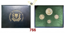 @ CONGO Serie di 4 valori in astuccio (10 Sengis, 25 e 50 Makutas e 1 Zaire) 1970 Fb. 6/9 Au • Peso complessivo: 59 grammi FDC/proof