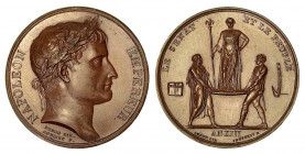 INCORONAZIONE DI NAPOLEONE A PARIGI. Medaglia in bronzo anno XIII (1804). Busto laureato a d. R/ Due uomini, un magistrato rappresentante il Senato e ...