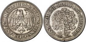 1927. Alemania. República de Weimar. D (Múnich). 5 marcos. (Kr. 56). 25,07 g. AG. Golpecito en canto. MBC+.