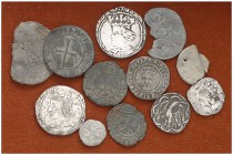 Lote de 8 monedas: 2 croats y un pirral recortados, un terç de croat con agujero tapado, un diner y un dobler de Mallorca, un dinero aragonés, un dine...