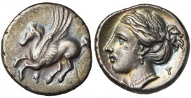 CORINTHE, AR drachme, vers 350-338 av. J.-C. D/ Pégase en vol à g. Dessous, . R/ T. d''Aphrodite à g., les cheveux repris à l''arrière de la tête. De...