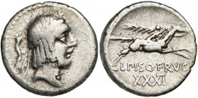 L. Piso Frugi, AR denier, 90 av. J.-C., Rome. D/ T. l. d''Apollon à d. Derrière, corne d''abondance. R/ Cavalier ten. une palme, au galop vers la d. E...