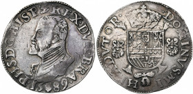BRABANT, Duché, Philippe II (1555-1598), AR écu Philippe, 1589, Anvers. D/ B. cuir. à g. R/ Ecu couronné avec écusson de Portugal en surtout, sur une ...