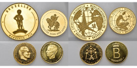 BELGIQUE, Royaume, Baudouin (1951-1993), lot de 4 médailles en or: 1958, Exposition universelle (15,95 g et 7,98 g); s.d., Atomium (5,47 g); 1976, 25e...