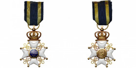 PAYS-BAS, Ordre du Lion néerlandais, croix de chevalier (3e classe), type 1890, en or, avec un bout de ruban.