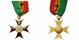 RWANDA, Ordre national du Rwanda, officiellement créé en 1976 mais fabriqué depuis 1962, croix de commandeur dans son écrin d’Arthus Bertrand à Paris....