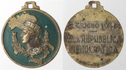 Medaglie. Medaglia 1946. Ae e smalti. Per l'avvento della Repubblica 2 giugno 1946.