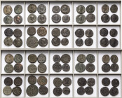 Römische Münzen
Lot-40 Stück Interessanter Querschnitt der Prägetätigkeit der Münzstätte Thessaloniki im 4. Jhd. mit Folles in zum Teil sehr guten Er...