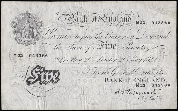 Five Pounds Peppiatt white B264 London 20th May 1947 serial number M22 043366 VF...