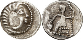 DONAUKELTEN / OSTKELTEN. 
Typ Alexander III. von Makedonien. 
Drachme 3,24g. Kopf mit Haar in 9 Stähnen n.r., vor dem Gesicht Perlrand / "Zeus aetop...