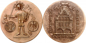 DEUTSCHE STÄDTE. 
Alphabetisch. 
DORTMUND. Prämienmedaille o.J. (o. Sign.) Hl. Reinoldus zw. Burg- u. Adlerpfennig v.v. / EHRENGABE DER STADT DORTMU...
