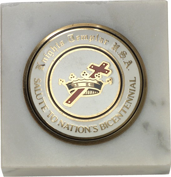 ÜBERSEE. 
USA. 
NEW YORK. KNIGHTS TEMPLAR. Ronde mit Emblem und Widmung. NE-Me...